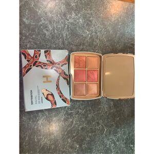 HOURGLASS AMBIENT LIGHTING EDIT - SNAKE